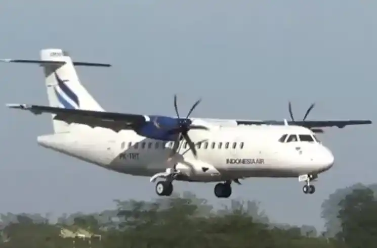Pesawat ATR 42/400 IAT Hilang Kontak di Maros, 11 Orang dalam Pencarian SAR