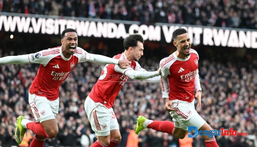 Arsenal Pertahankan Puncak Klasemen Liga Inggris, Manchester United Tembus Tiga Besar