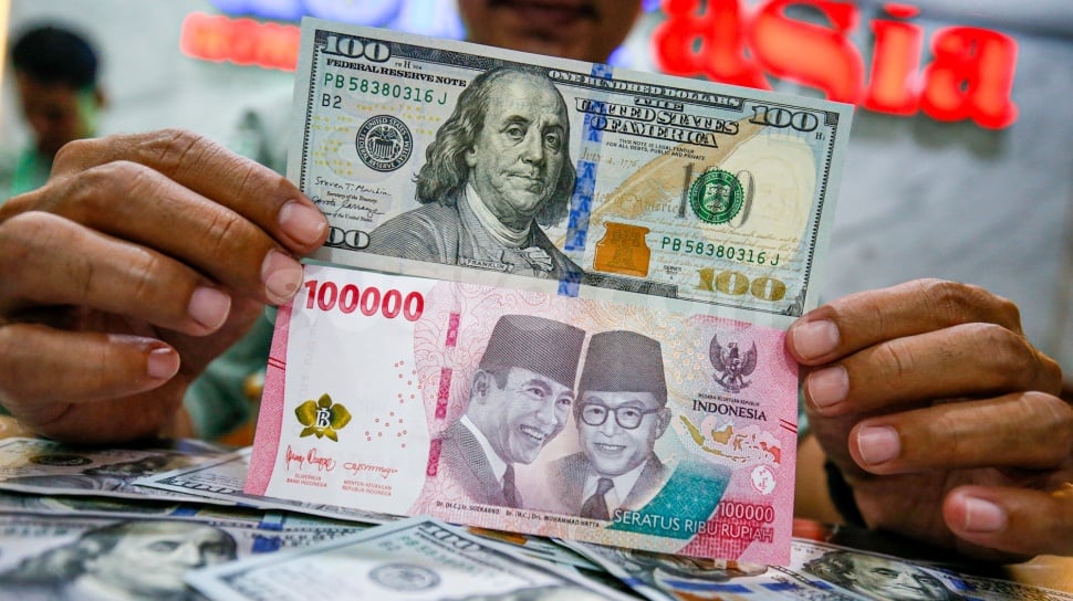 Rupiah Dibuka Menguat ke Rp17.896 per Dolar AS, Pasar Masih Waspadai Sentimen Global
